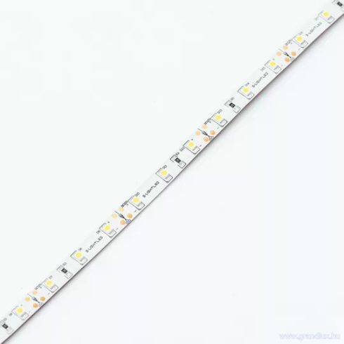 SL-3528WU 60  LED SZALAG 60LED/m IP65 PU bevonat 9000K